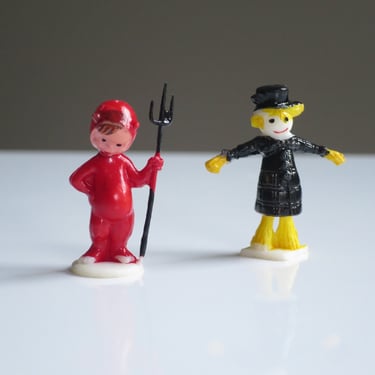 Mini Halloween Mini Figurines, set of 2, Spooky Dollhouse Mini Scarecrow, Hallows Eve Miniature 