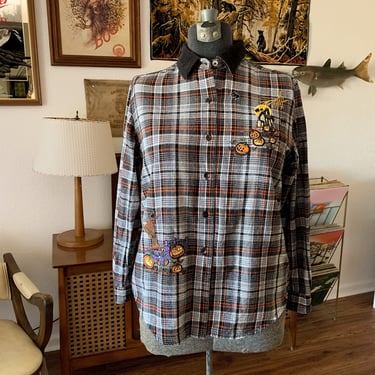 Vintage 90's Victoria Jones Petites Halloween Embroidered Plaid Button- up Blouse Top Flannel 