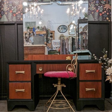 Mid Century Modern Vanity with Mirror and Matching Stool