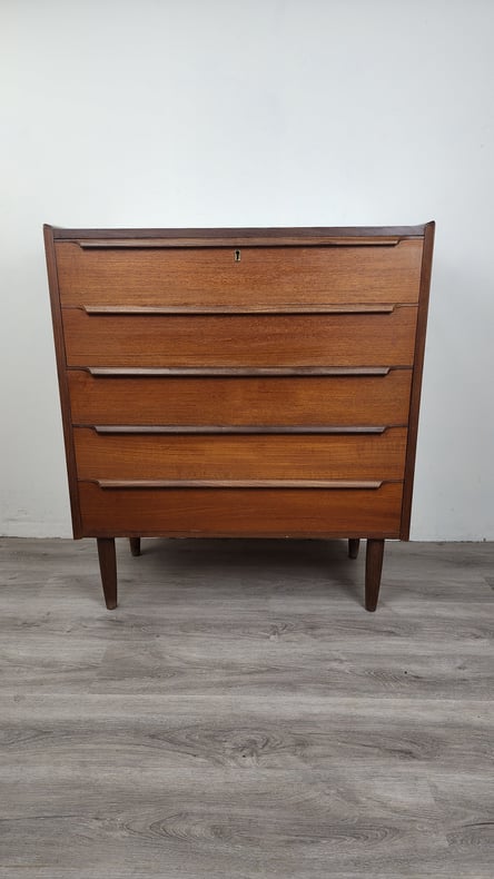 ST082407 Danish Teak 5-drawer Dresser