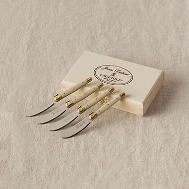 4 Piece Spreaders in Wood box
