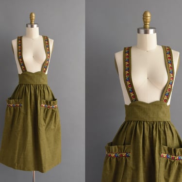 1950s dress | Moss Green Floral Embroidered Cotton Dress | Medium | 50s vintage dress 