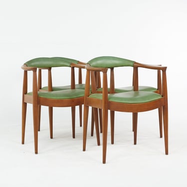 Hans Wegner Style Mid Century Horseshoe Walnut Dining Chairs - Set of 4 - mcm 
