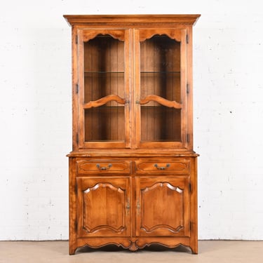 Ethan Allen French Provincial Louis XV Solid Birch Lighted Breakfront Bookcase Cabinet