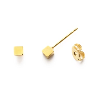 17GC3 | Cube Studs in Gold or Silver