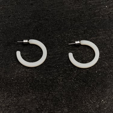 Machete Mini Hoops in Milk Glass Matte