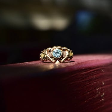 Vintage Two-Tone 10K Gold Aquamarine Double Heart Promise Ring, Brilliant Blue Gemstone, Yellow & Rose Gold, Ribbon Band, Size 5 1/4 US 