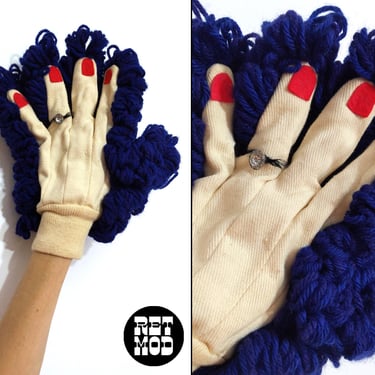 Ridiculous Vintage Novelty Scrubby Cleaning Glove with Ring and Felt Nails 