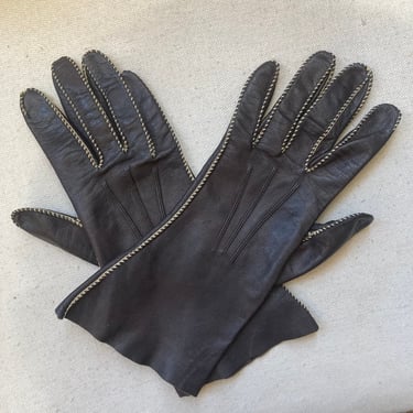 Beautiful 40s 50s Brown LEATHER GLOVES + Beige TOPSTITCH 