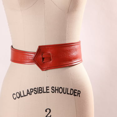 1980s Red Leather Geometric Shape Adjustable Belt 