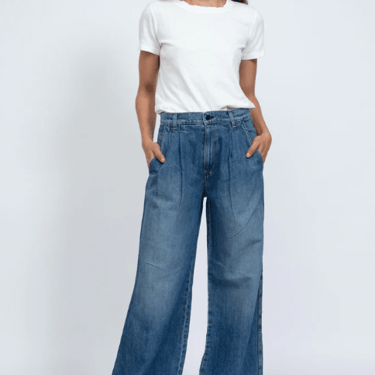 Light  Weight Pleated Trouser