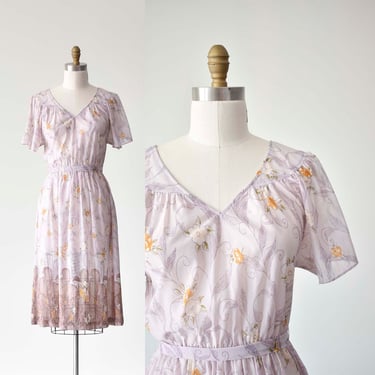 Vintage 1970s Day Dress / Flutter Sleeve 70s Dress / Lavender Vintage Dress / Floral Purple Dress / 1970s Casual Dress / Elastic Waist Dress 