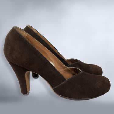 VINTAGE 40s Brown Suede Leather Pumps by Pandora Footwear Sz 7 | 1940s High Heel Round Toe Babydoll Shoes | Pin-Up Rockabilly Swing  VFG 