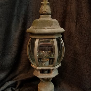 Vintage Cast Aluminum Single Bulb Outdoor Post Lamp H19.5 x W6.5 x D6.5