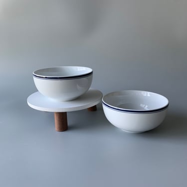 Pair of Dansk Bistro Christianshavn Blue and White Porcelain Cereal Fruit Bowls 