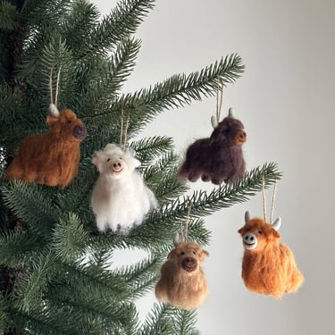 Deer Harbour Design | Felt Highland Cow Ornament