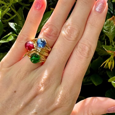Amazing Mogul Marbled Blue Green and Red Glass Thick Gold Ring Size 6