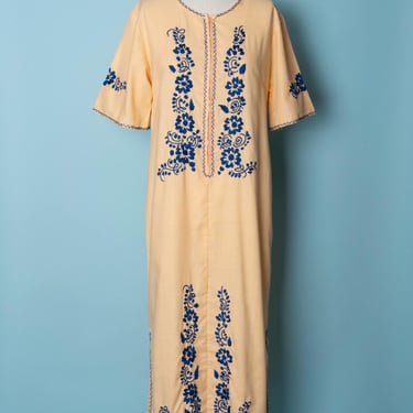 1960s Butter Yellow Embroidered Zip Front Kaftan with Bell Half Sleeves 