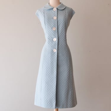 Sweet 1960's Pat Premo Baby Blue Shift Dress / Sz L