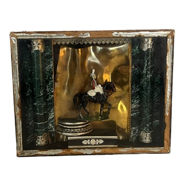Diorama Vintage Box, Vintage Box, Decorative Box, Diorama of a Man on a Horse, Vintage Decorative Box, Vintage Shadow Box, Soldier and Horse 