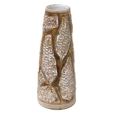 White and metallic gold ceramic vase