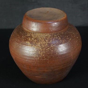 Japan Tokoname Chatsubo ceramic tea leaf holder 1900 wood