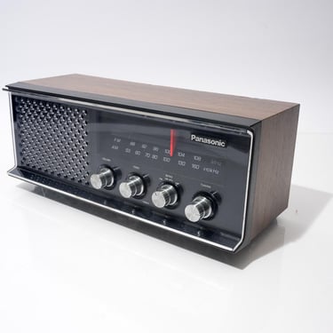 Vintage Radio Retro 1970s Panasonic + Model No. RE-6283 +