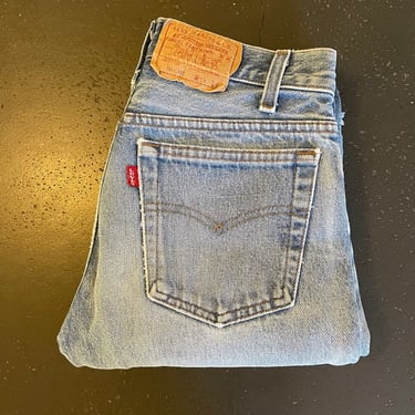 26 Levis 501 student jeans / vintage womens high waisted faded torn button fly student Levis 501 701 jeans made USA | small size 26 