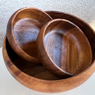 Vintage modern round wood large bowl with 2 small bowls set 