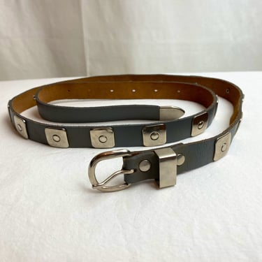 Vintage skinny leather belt gray with silver studs Rock n roll sleek thin size M/L 32” waist 