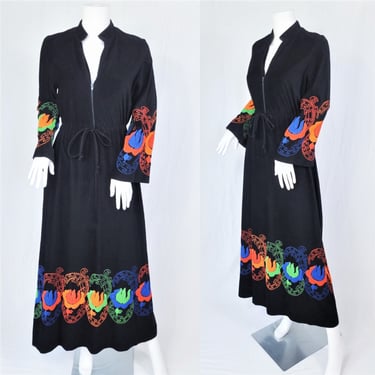1970's Black Art Deco Embroidered Velour Housedress Robe Lounging I Sz Med I Lori Till 