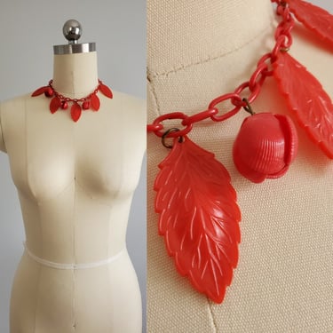 Vintage Early Plastic Leaf Charm Necklace - Vintage Jewelry - Vintage Accessories - Pinup Jewelry 