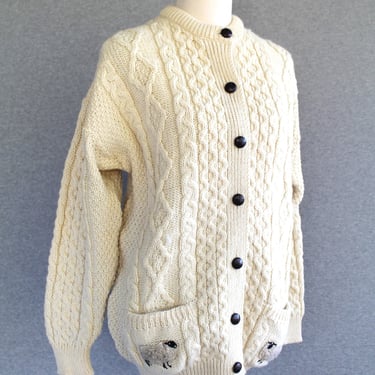 Sheeeeep - Lamb - Cottagecore - Cable Knit - Cardigan - Marked size L - Wool - by Country Scene , Great Britian 