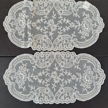 Doilies 2L Swiss embroid net Gift quality 