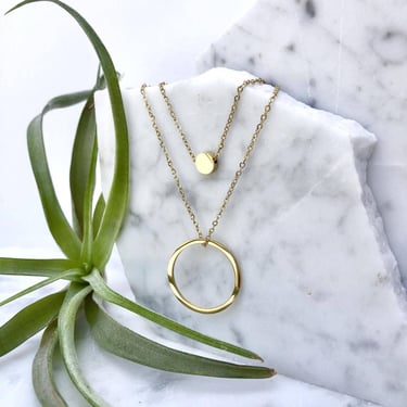 Gold Circle Layered Necklace Set