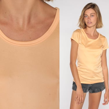 Peach T Shirt 70s Tee Vintage Plain Shiny Shirt 80s TShirt 1970s 1980s Scoop Neck Basic Top 1970s Short Sleeve Blouse Small S 