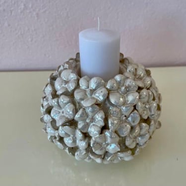 Vintage Ceramic Tropical Modern All Over Plumeria Frangi Pangi Orb Tealight Holder 