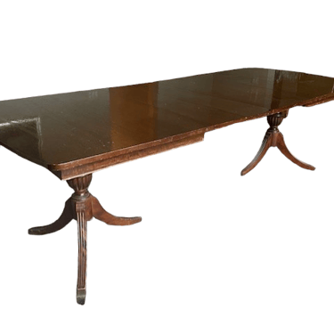 Double Pedestal Extension Capped Toe Dining Table w 4 Leafs MHB228-1