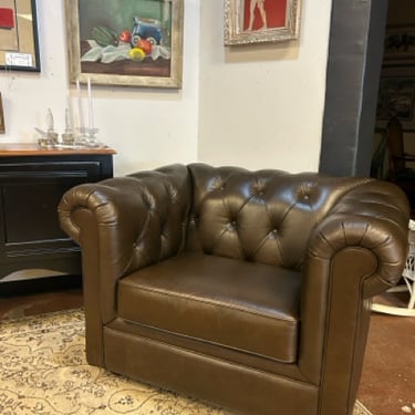 Chesterfield Rolled Arm Tufted Leather Arm Chair from Pottery Barn
