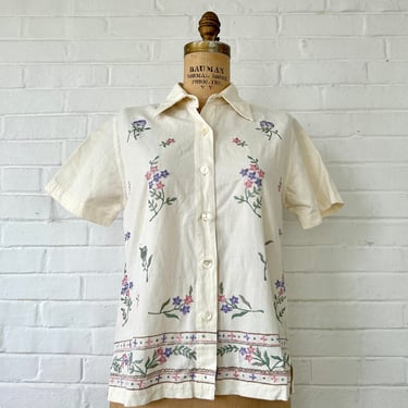 1980's Petite Small  Embroidered Linen Blouse 