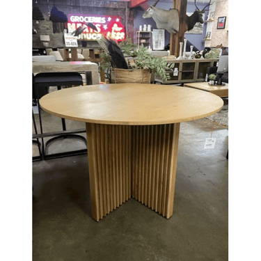 Copo Dining Table in Natural Oak