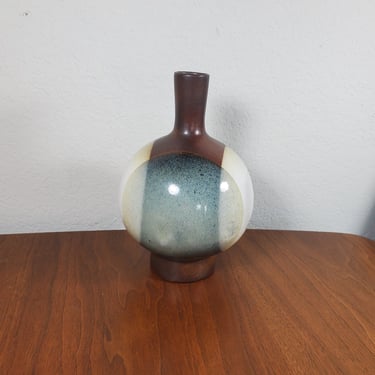 Pottery Craft Vase Robert Maxwell 