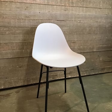 TOOU TA Side Chair (Tacoma)