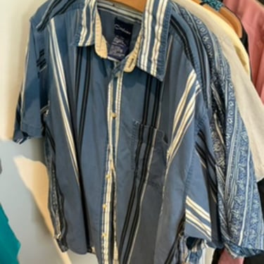Blue striped ss button down “Catalina” L