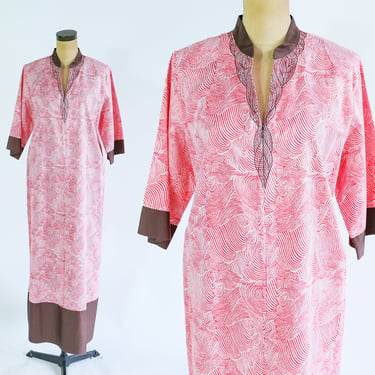 1980s Pink Abstract Design Caftan | 80s Pink Cotton Hostess Dress | Dressing Gown | I Magnin | Medium 