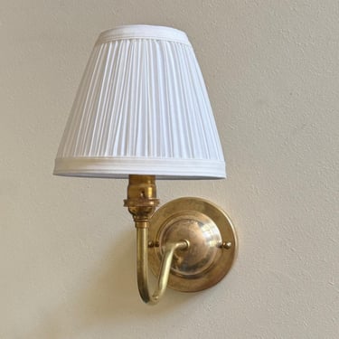 Brass Wall Sconce • The Matilda Sconce • Vintage English Brass Sconce 