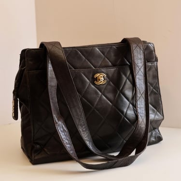 Vintage Chanel 1994-1996 Matelasse Quilted Shoulder Bag with Interlocking CC Silver Clasp + Logo Zip Lambskin Pocket Tote Bag Turnlock 