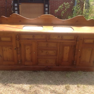 Large English Reclaimed Pine Kitchen Base Unit with Porcelain Sinks 