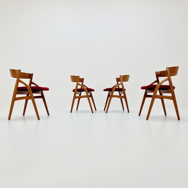 Vintage Danish teak dining charis by johannes Andersen model 16 for Uldum Mobelfabrik, 1960s, set of 4 