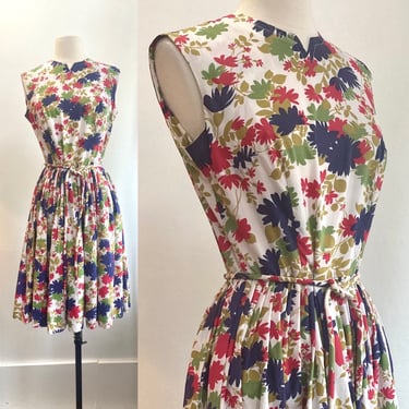 Vintage 50s Day Dress / Cotton Floral Leaf Print / Sleeveless + Cord Belt + Full Skirt  / Label 